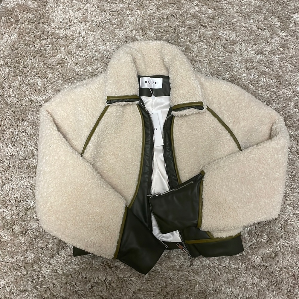 RUVE Sherpa Jacket